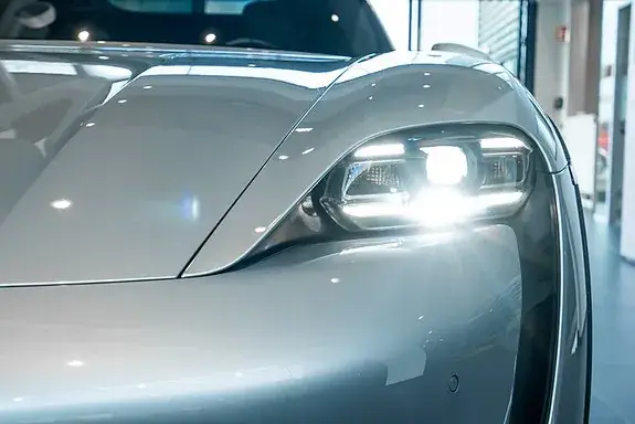 Porsche Taycan 2022 photo 3