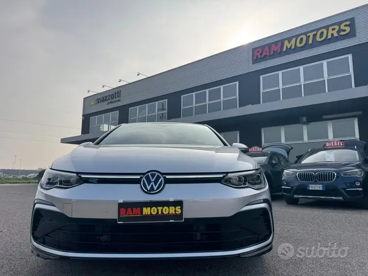 Volkswagen Golf 8 R Line 2022 photo 2