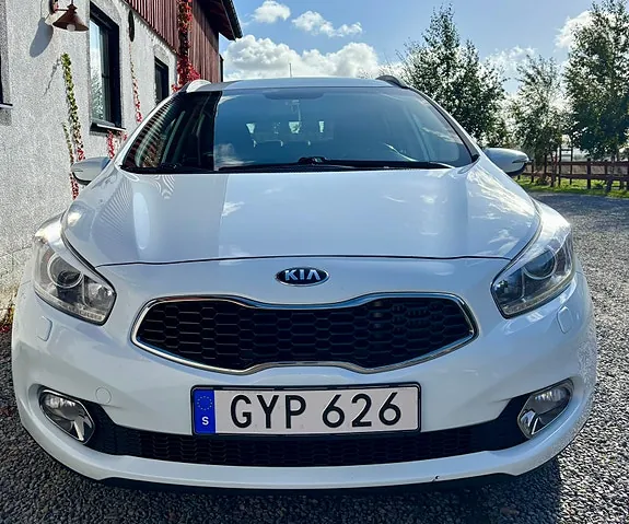 Kia Ceed 2015 photo 2
