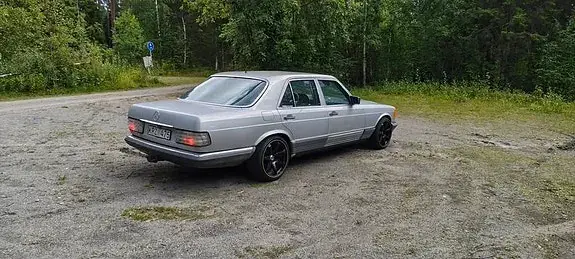 Mercedes-Benz 280 Se 1982 photo 3
