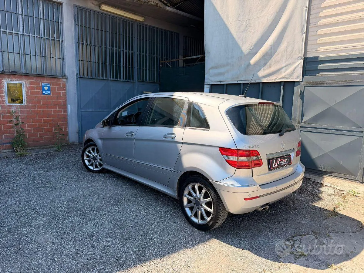 Mercedes-Benz B-Class 2008 photo 4
