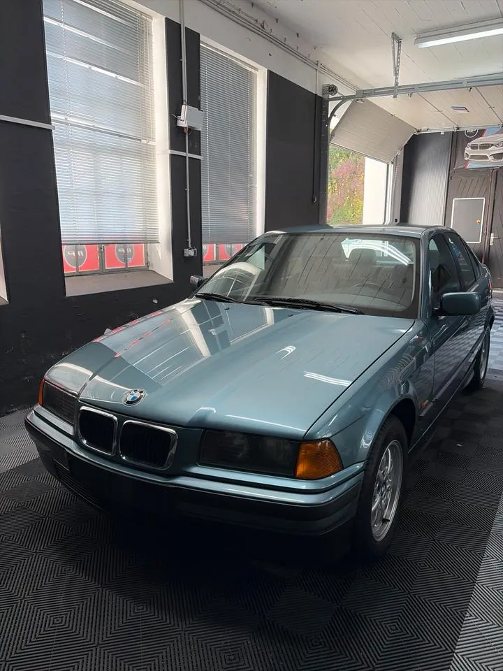 BMW E36