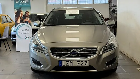 Volvo V60 2012 photo 3