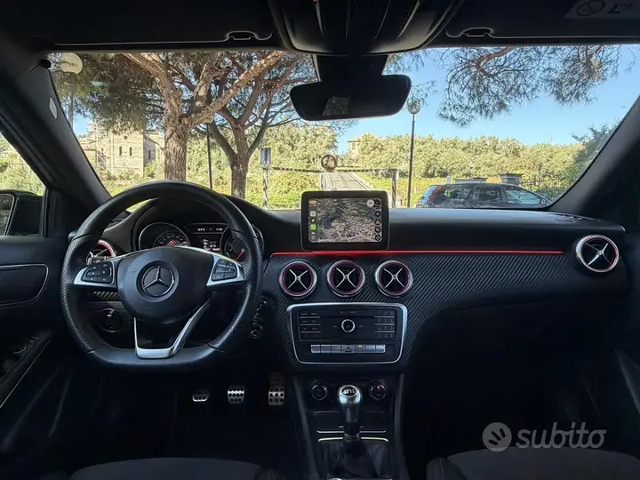 Mercedes-Benz A 2016 photo 3