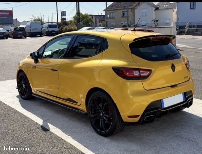 Renault Clio 2013 photo 3