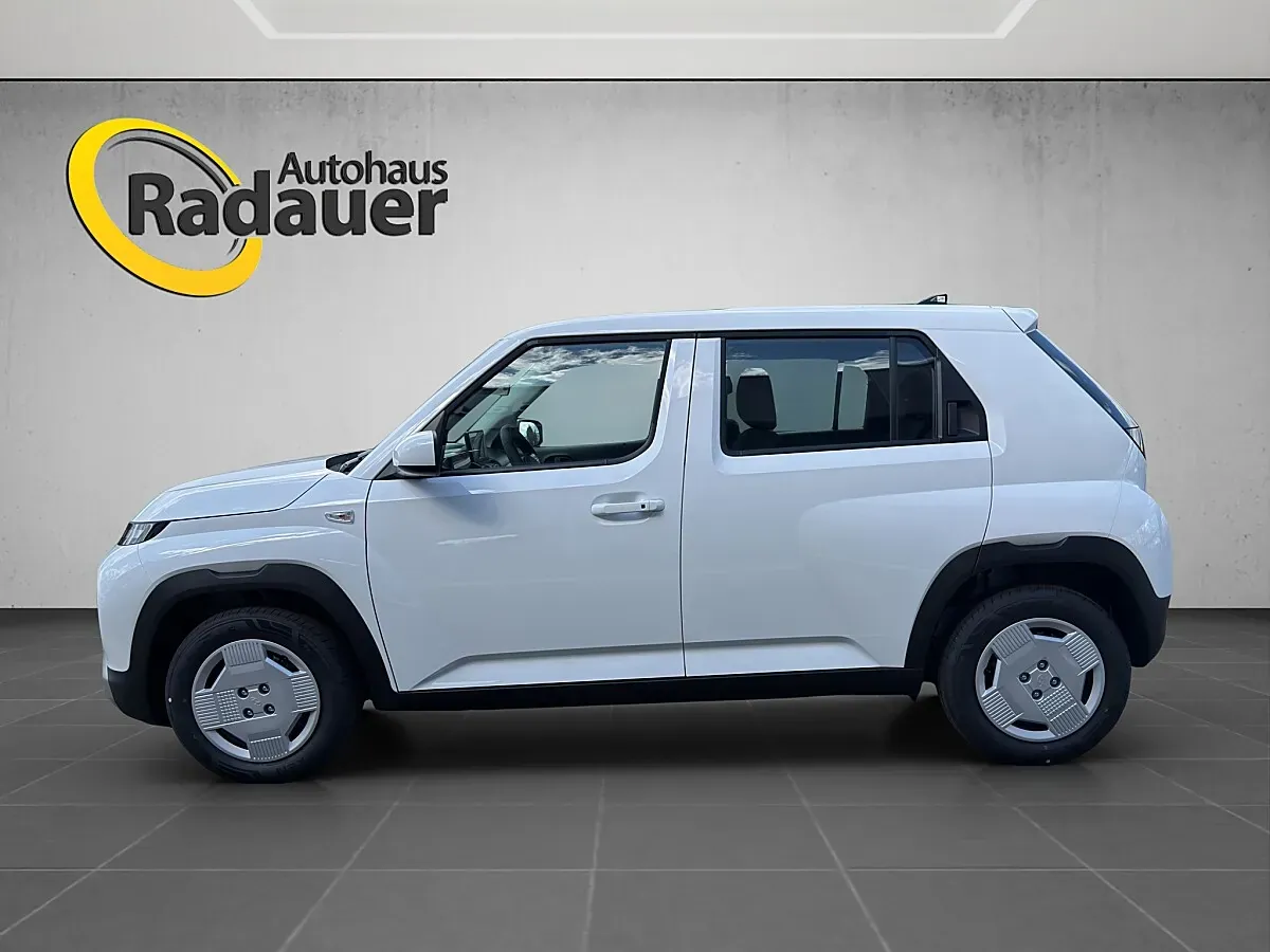 Hyundai Inster photo 2