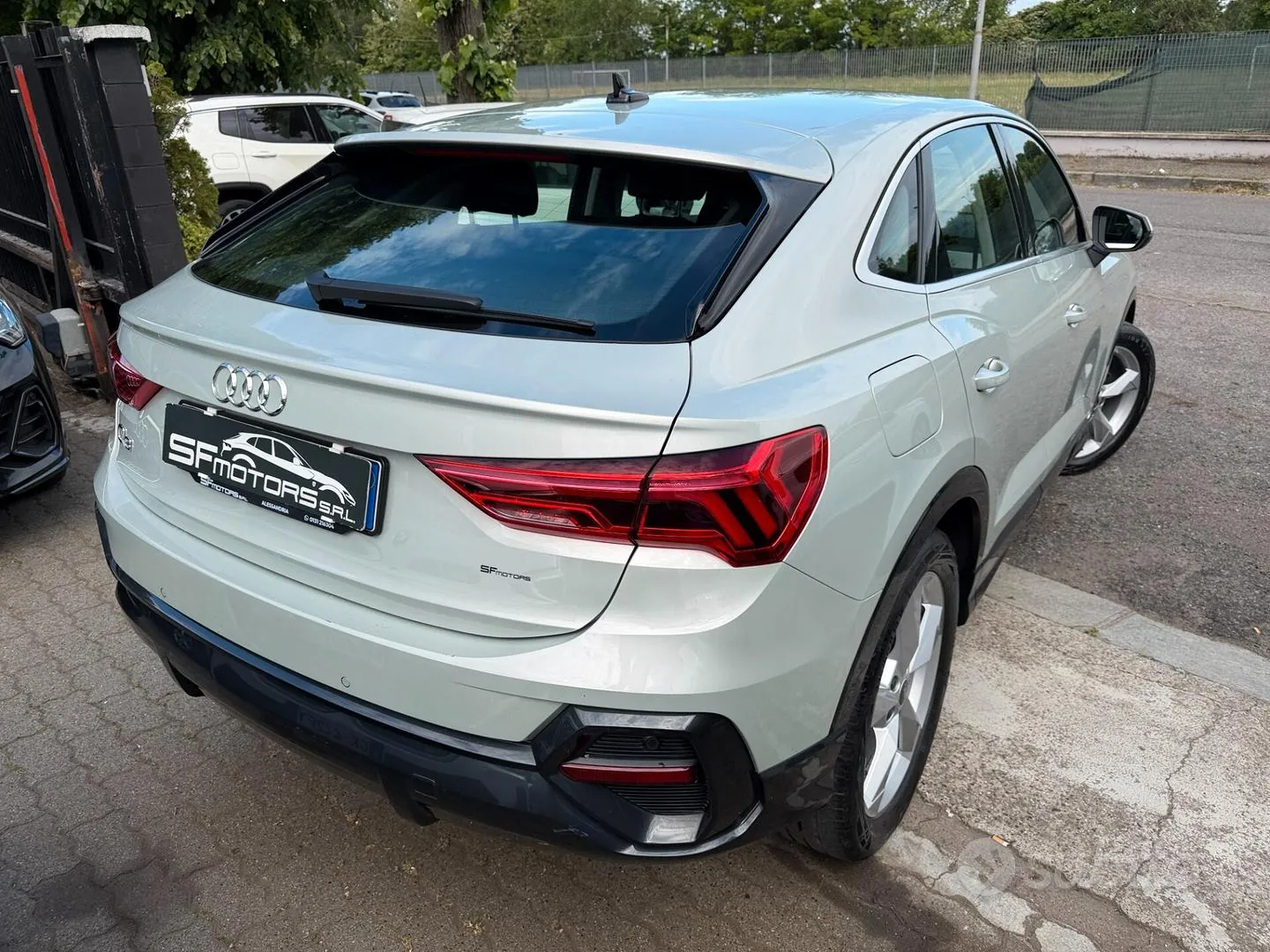 Audi Q3 2023 photo 4