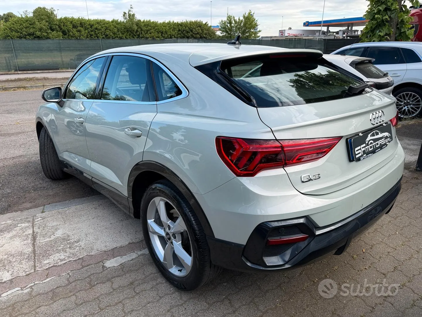 Audi Q3 2023 photo 3
