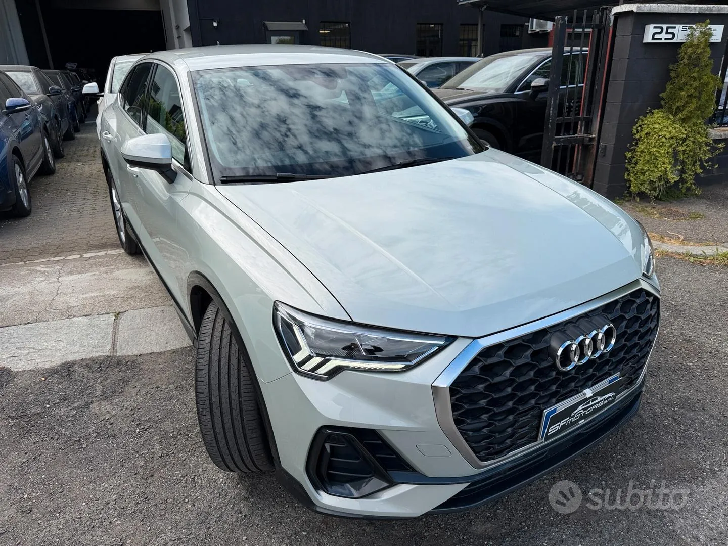 Audi Q3 2023 photo 5