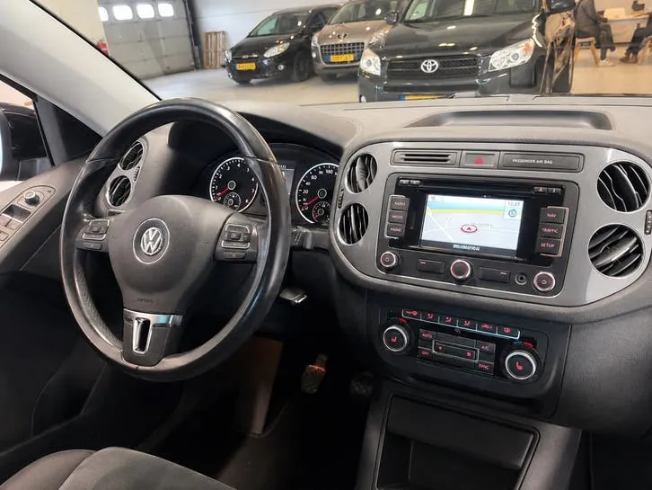 Volkswagen Tiguan 2013 photo 2
