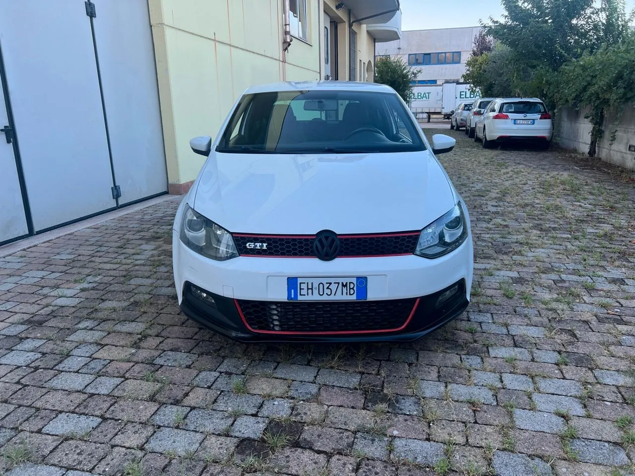 Volkswagen Polo 2011 photo 3
