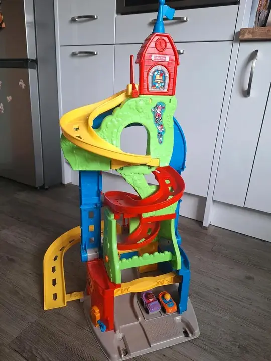 Fisher-Price Little People 2-In-1 Rennbahn