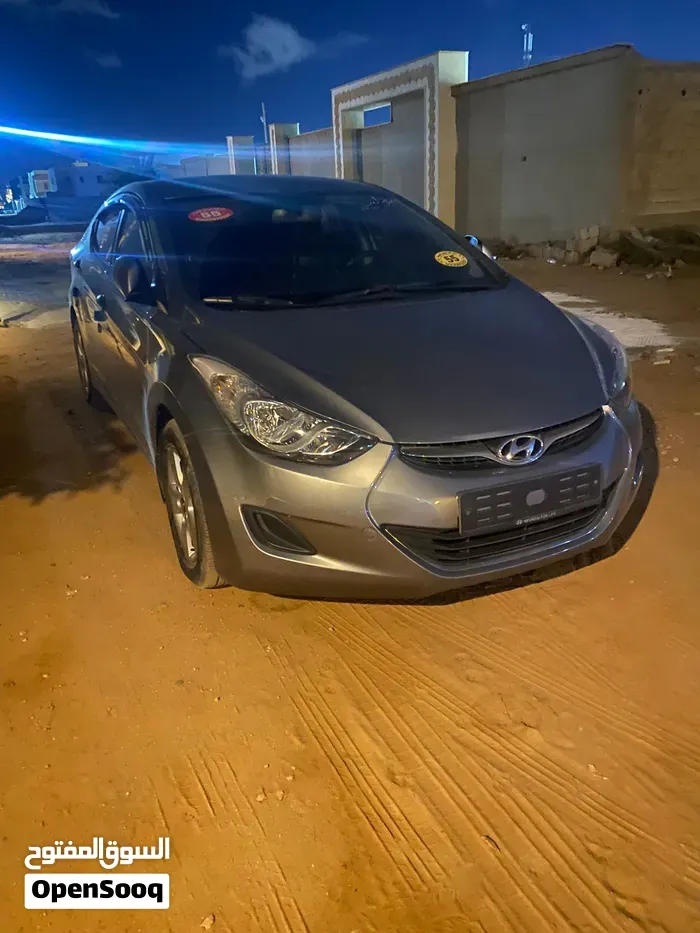 Hyundai Elantra 2013 photo 4