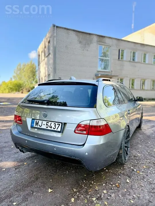 BMW 530 2004 photo 4