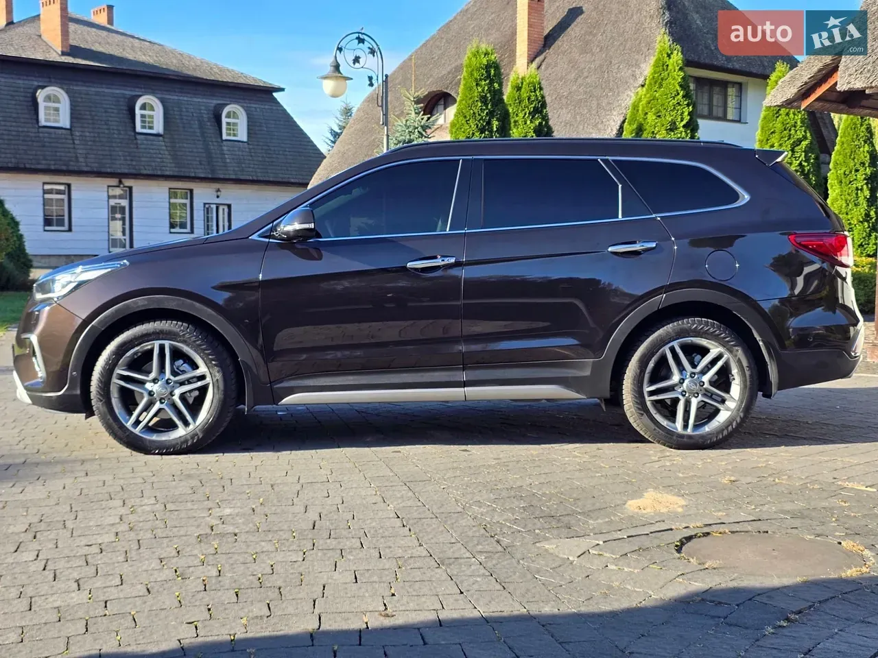 Hyundai Grand Santa Fe 2017 photo 5