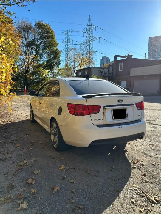 Kia Forte 2012 photo 2
