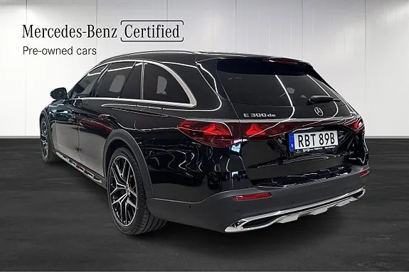 Mercedes-Benz E300 De 2025 photo 3