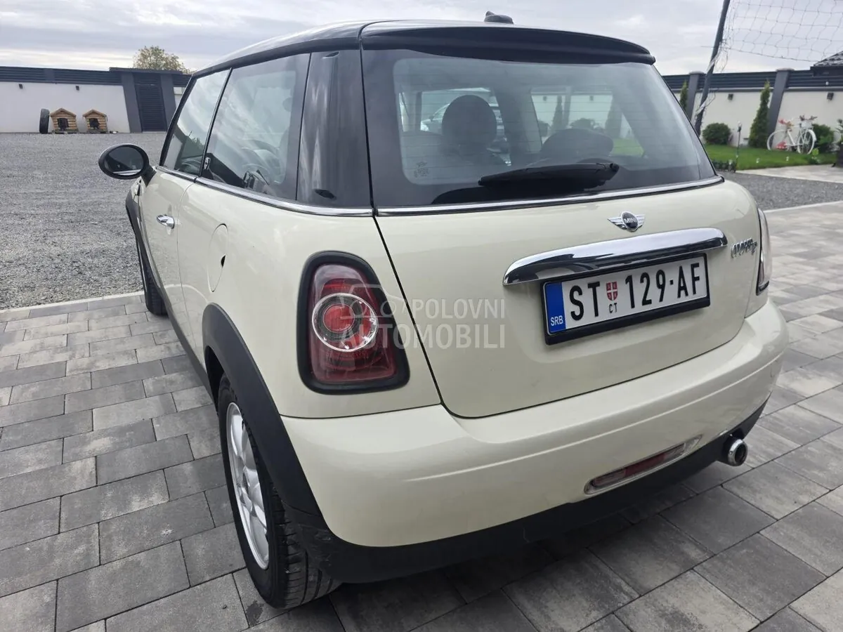 Mini Cooper 2011 photo 4