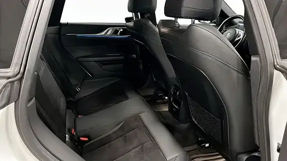 BMW I4 2024 photo 5