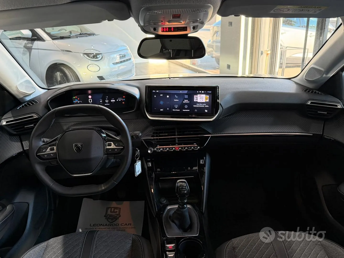 Peugeot 208 2025 photo 2