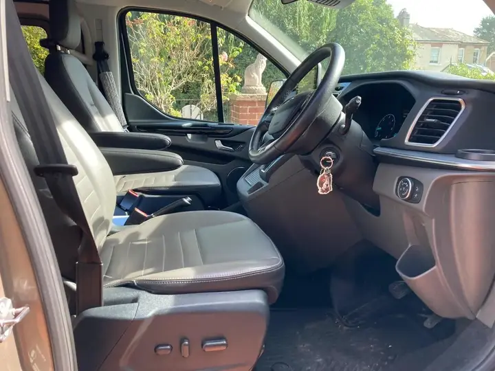 Ford Tourneo Custom 2018 photo 4