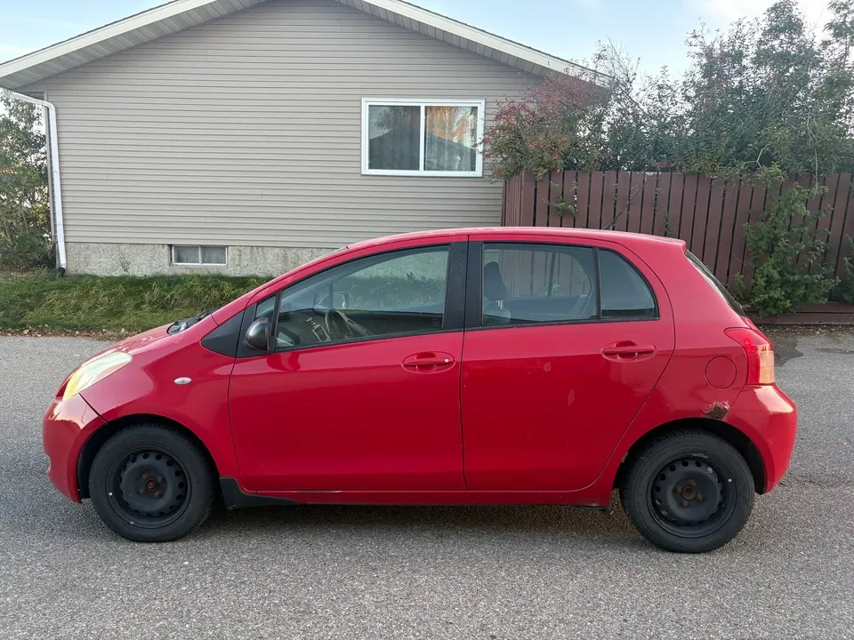 Toyota Yaris 2008 photo 2