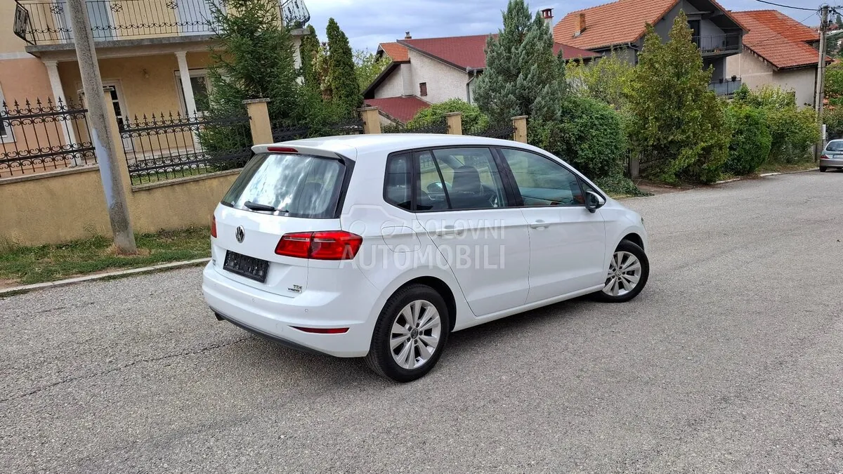 Volkswagen Golf 2014 photo 2