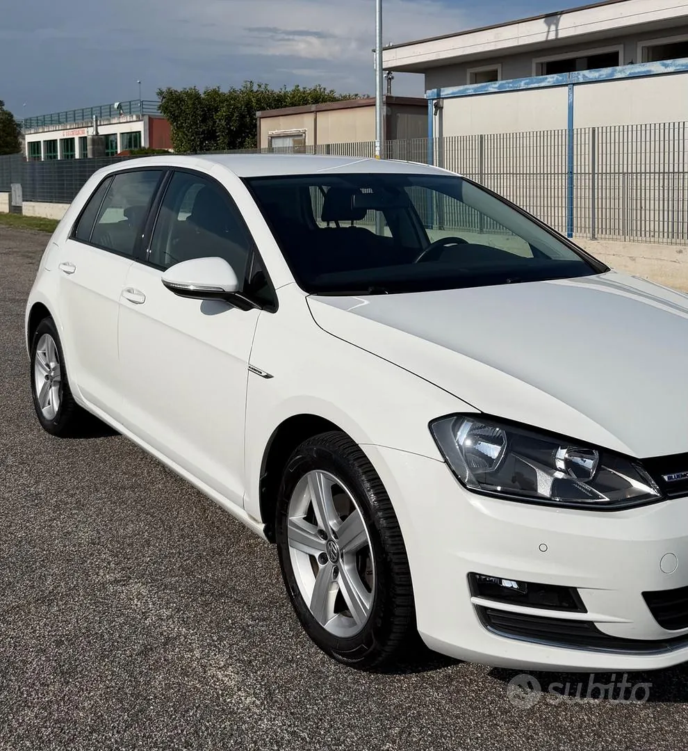Volkswagen Golf 2015 photo 2