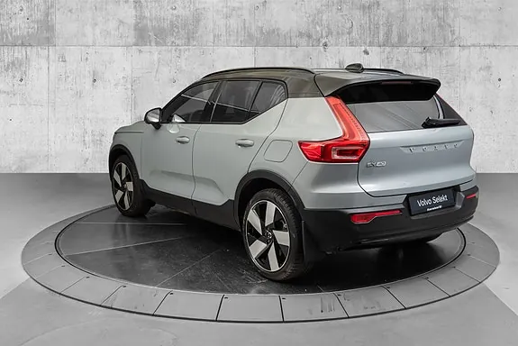 Volvo Ex40 2025 photo 5