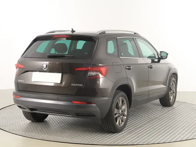 Skoda Karoq 2018 photo 4