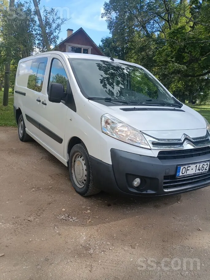 Citroen Jumpy 2015 photo 2