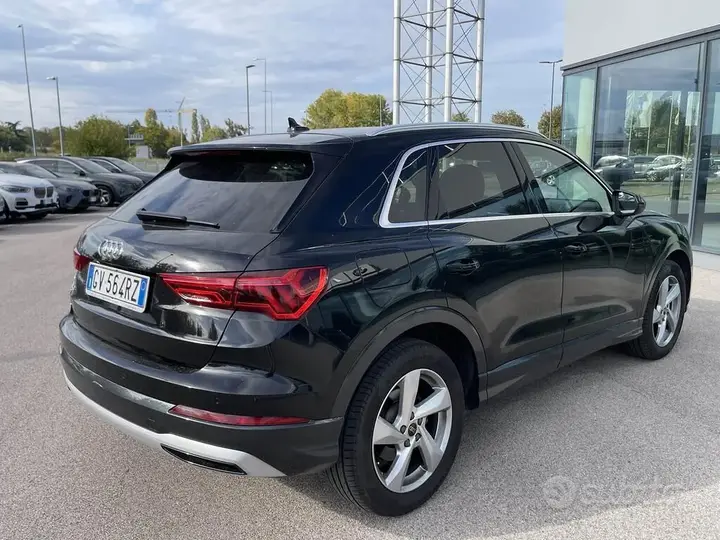 Audi Q3 2024 photo 2