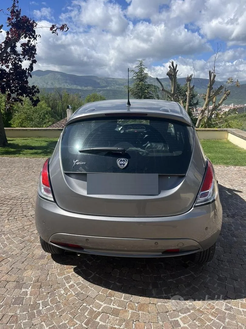 Lancia Ypsilon 2015 photo 3