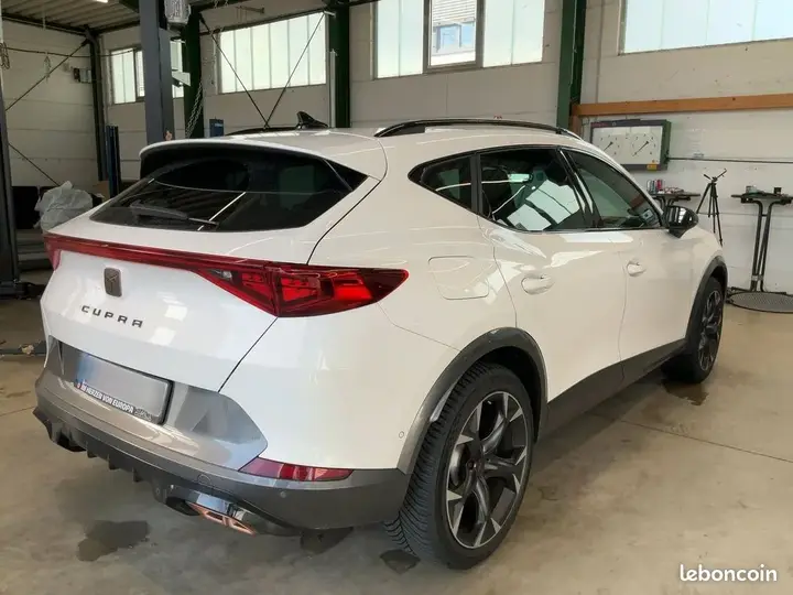 Cupra Formentor 2023 photo 2