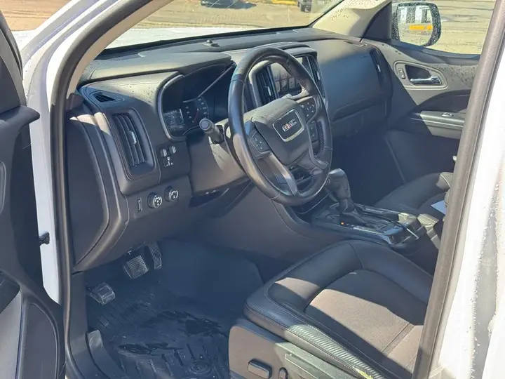 GMC Canyon 2018 photo 4