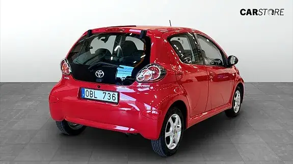 Toyota Aygo 2013 photo 2