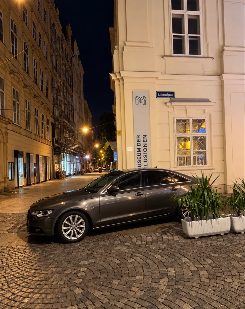 Audi A6 2011 photo 3