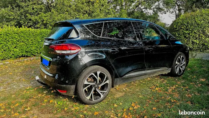Renault Scenic 2020 photo 2