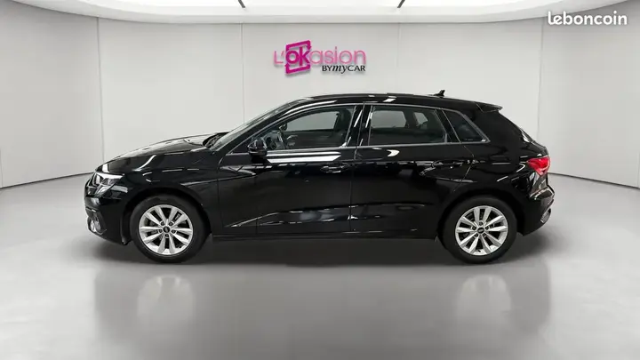 Audi A3 2022 photo 2