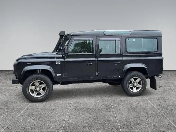 Land Rover Defender 110 2008 photo 2