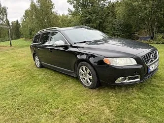 Volvo V70 2011 photo 3