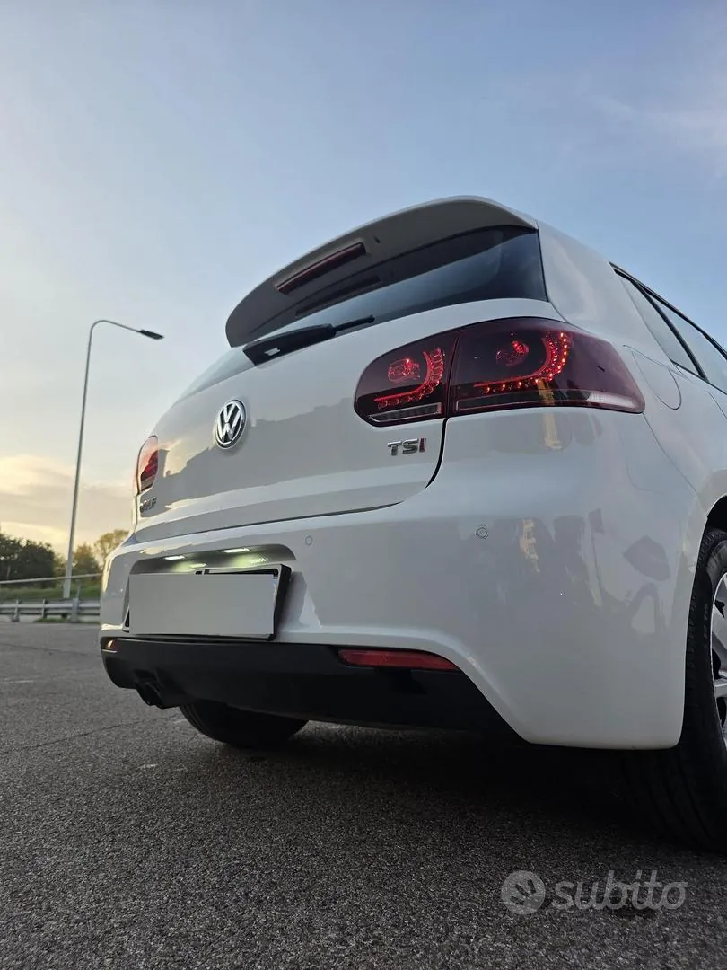 Volkswagen Golf 2011 photo 3