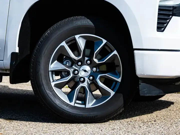 Chevrolet Silverado 1500 2024 photo 5