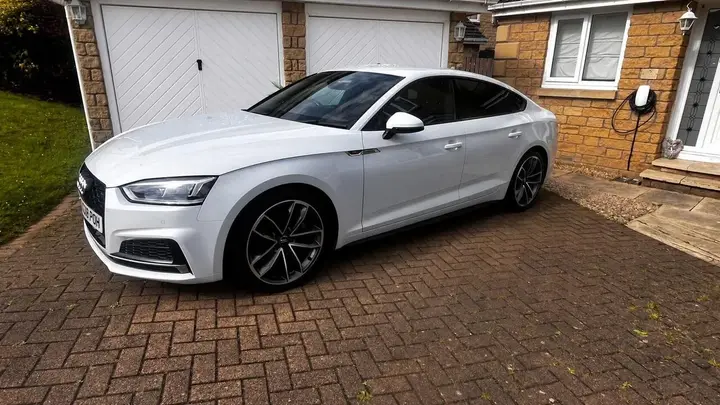 Audi A5 2018 photo 2