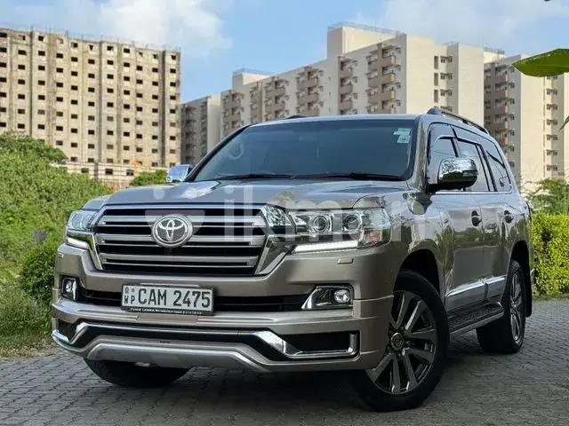 Toyota Land Cruiser Sahara 2015 photo 3