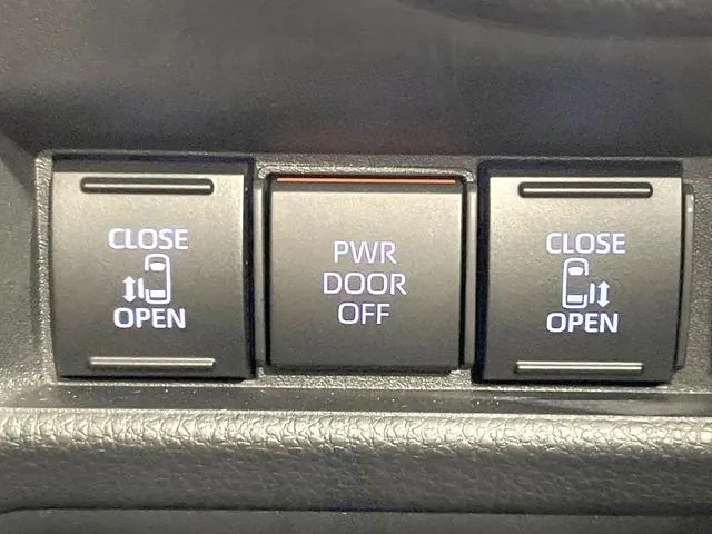 Toyota Sienna Hybrid Z 2026 photo 3