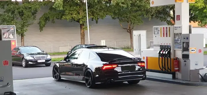 Audi A7 2012 photo 3