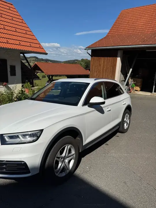 Audi Q5 2017 photo 2