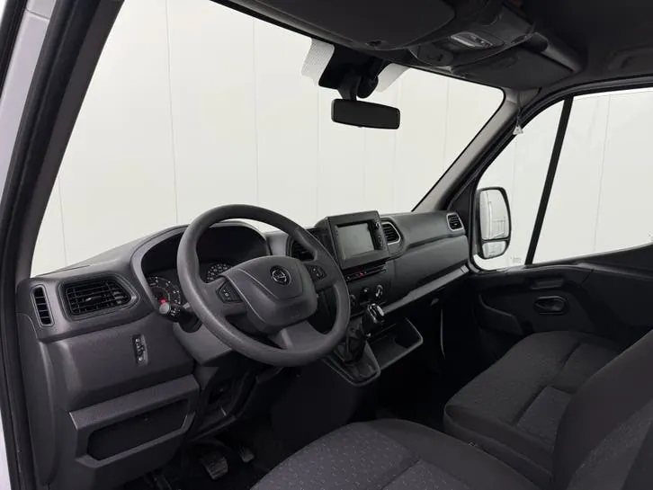 Opel Movano 2021 photo 3