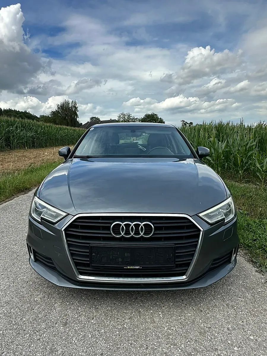 Audi A3 2017 photo 2
